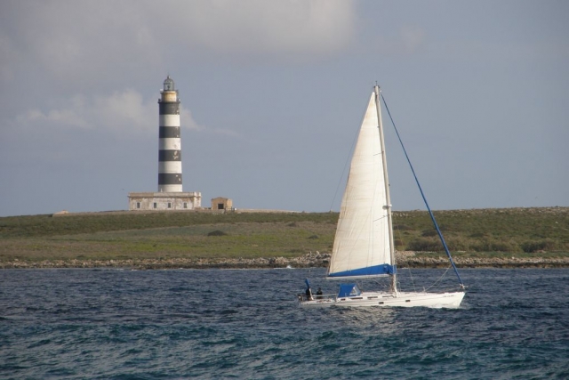 El faro al atardecer